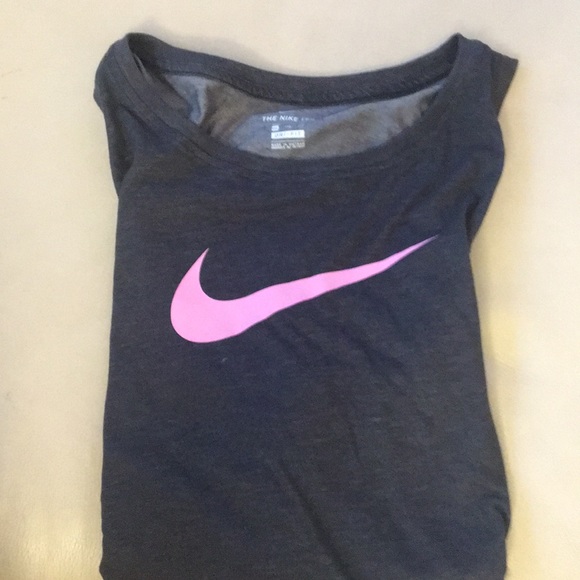 Nike Tops - Nike tank
